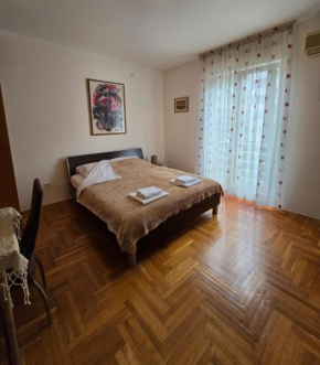 Laki Apartment